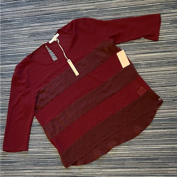 🆕Monk and Lou Chiffon Silk Capote Top in Cranberry Size US M - Picture 3 of 9